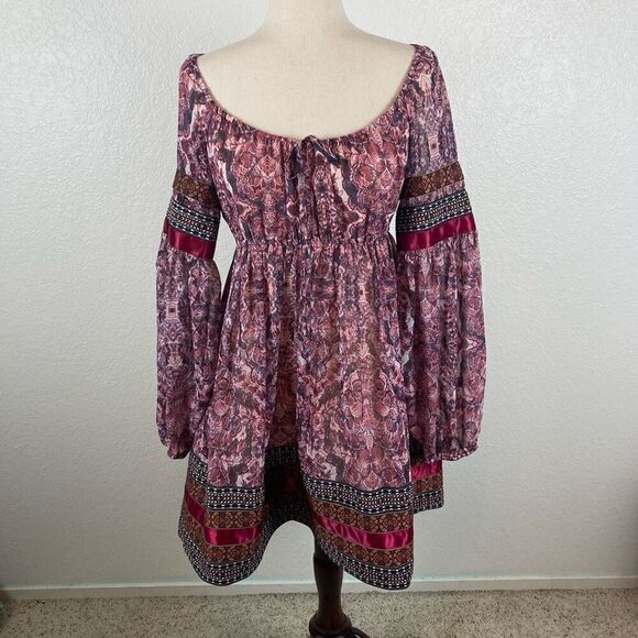Bebe Fable boho embroidered satin trim balloon  sleeve mini dress women’s S NEW - Picture 2 of 13